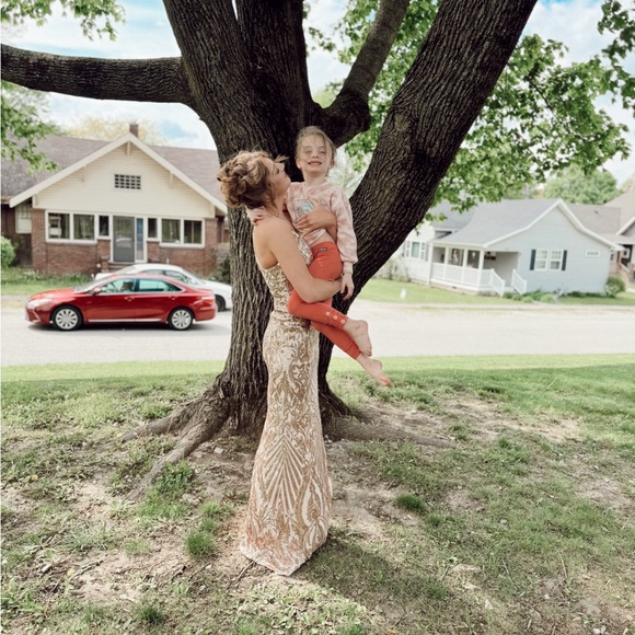 Windsor prom dress - Picture 1 of 3